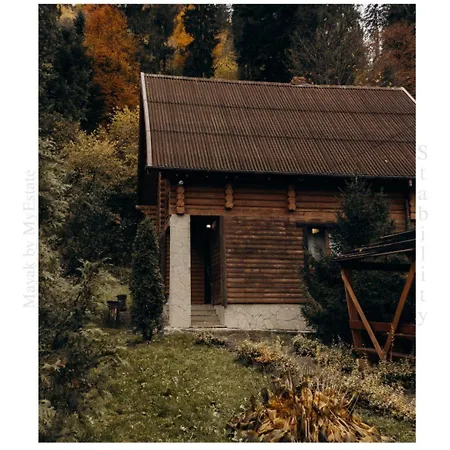 Mayak Chalet Resort Mykulychyn Exterior photo