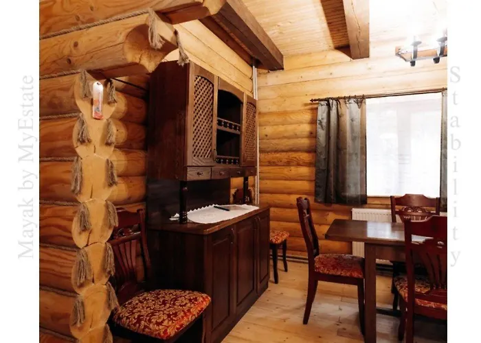 Mayak Chalet Resort Mykulychyn